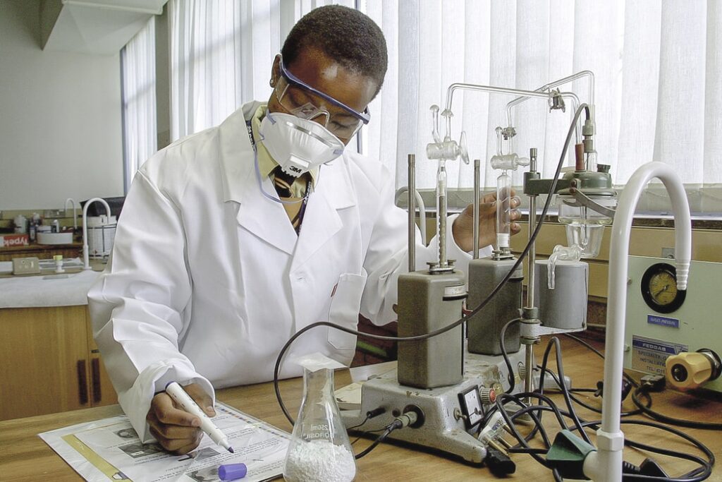 Manage Your Lab Equipment Smoothly with These Simple Yet Effective Ways